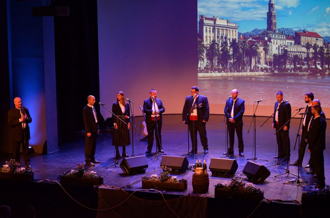 klapa singing live