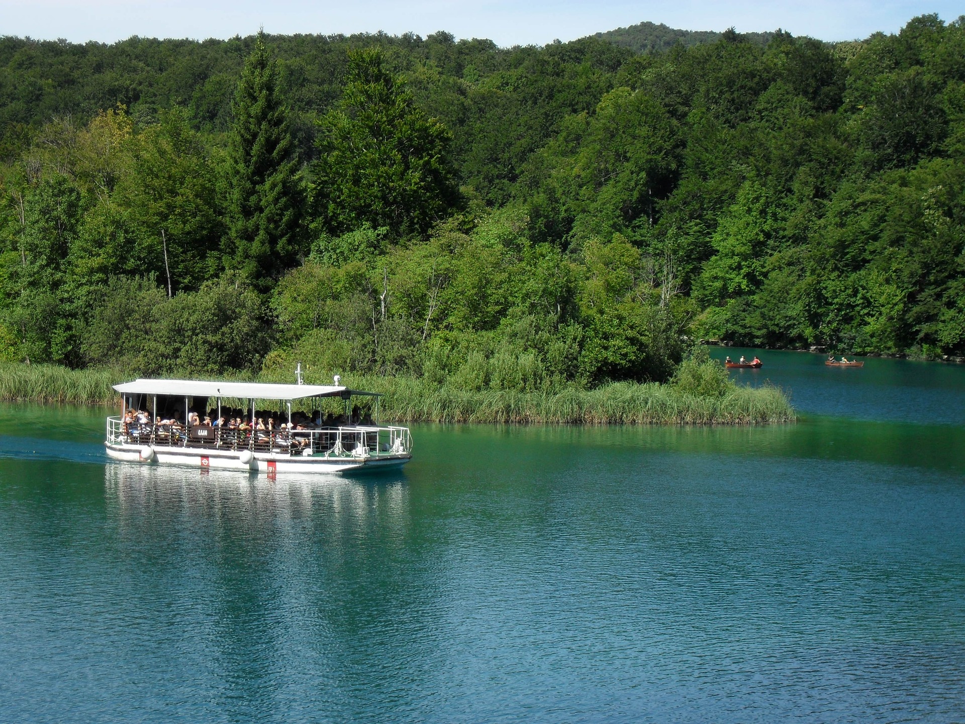plitvice-lakes-230964_1920